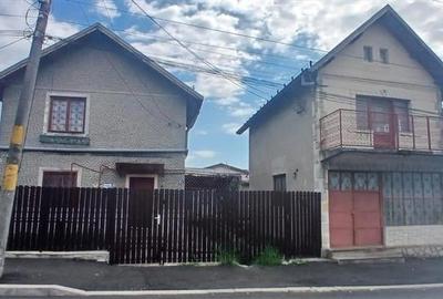 Casa 6 camere de vanzare Pucioasa 441 mp teren - 12