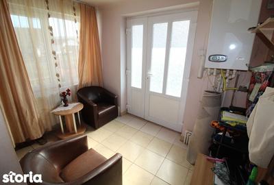 Casă cu 2 camere cu Teren 2261 Mp în Central - 8
