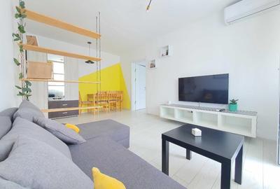 Apartament cu 2 camere semidecomandat, mobilat în Obor