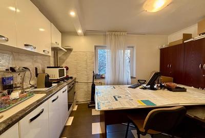 Spatiu Birouri Bulevardul Unirii 4 Camere 100 Mp Bloc 1990 15 Min Metrou - 6