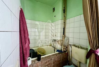 Apartament o camera, etaj 2, bloc anvelopat, Complexul Studentesc - 6
