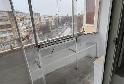 Vand apartament 3 camere amvelopat Urziceni Centru - 8