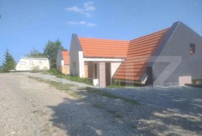 Duplex de vanzare semifinisat D+P+E Stolna - 4