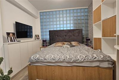 Apartament cu 3 camere semidecomandat, mobilat în Central - 9