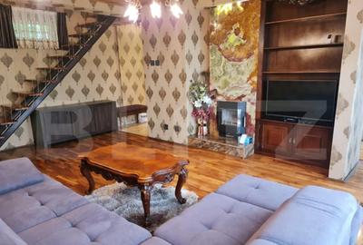 Apartament cu 3 camere semidecomandat, mobilat în Gruia - 2