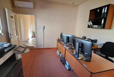 Casa zona Decebal - 2