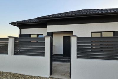 Casa Superba cu 3 camere și Terasă Acoperită lângă Pădure - 3