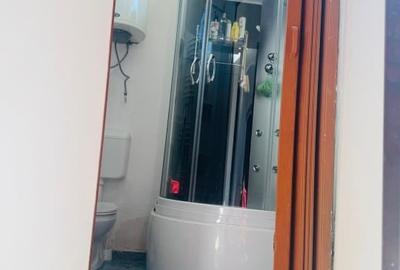 Apartament la curte comuna cu doua intrari - 5