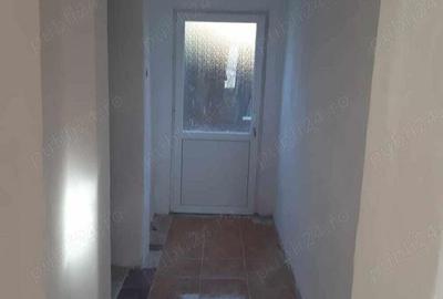 Casă cu 6 camere în Văliug - 1