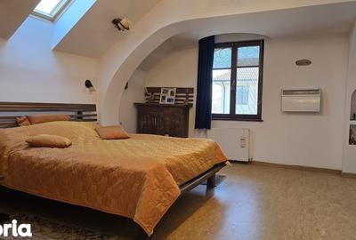 Casă cu 5 camere cu Teren 900 Mp în Zăvoi - 18
