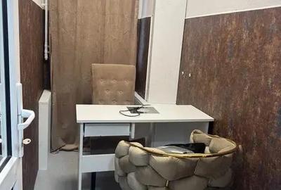 Spațiu comercial, de 60 mp, în Florilor - 8