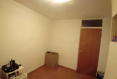 Apartament cu 3 camere decomandat în Obor - 3