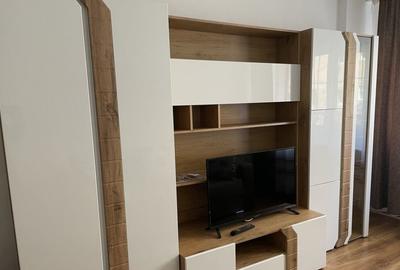 Garsoniera de inchiriat zona Universitate - 2