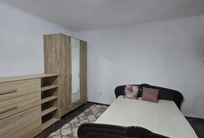 Apartament cu 2 camere decomandat în Girocului