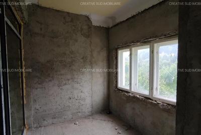 Sinaia / Peles - Vila D+P+M - 10 Camere - 260 mp utili - 700 mp teren - 9