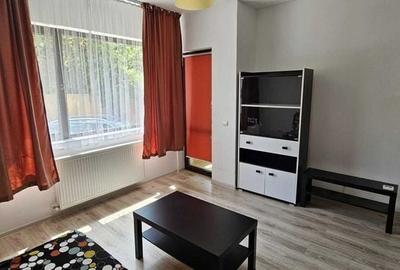 Garsonieră decomandată în Văcăresti - 3