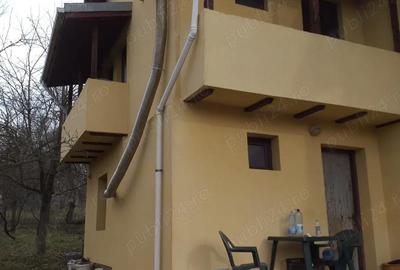 Casă cu 5 camere cu Teren 433 Mp în Central - 4