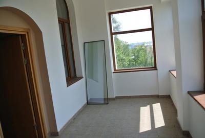 Proprietate Bascov, teren 13.500mp + 2 constructii (36 camere) - 10