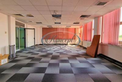 Spațiu comercial, de 440 mp, în Central - 6