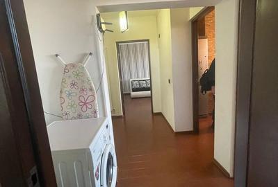 Apartament cu 3 camere decomandat în Central - 3