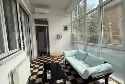 Apartament cu 4 camere decomandat, mobilat în Central - 8