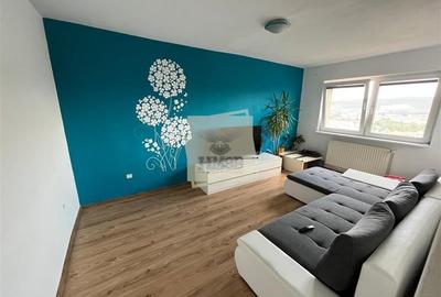 Apartament cu 3 camere decomandat si balcon in Vasile Aaron - 1
