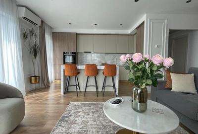 Apartament cu 4 camere decomandat în Titan