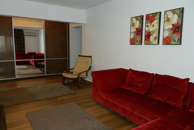 Apartament cu 3 camere decomandat în Piața Unirii - 2