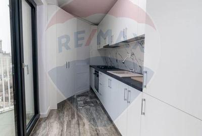 Apartament cu 3 camere în Central - 14