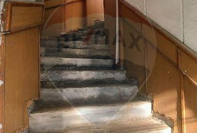 Cladire/Spatiu comercial central de vanzare  in Galati - 11