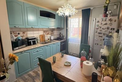 Apartament cu 3 camere semidecomandat în Exterior Vest - 2