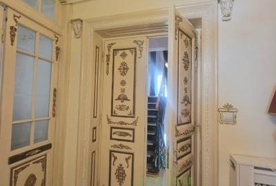 Apartament superb pe doua nivele, renovat integral, in vila, curte proprie, Grad - 8