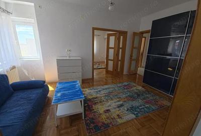 Apartament cu 3 camere semidecomandat în Central - 7