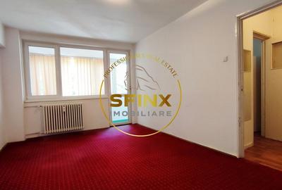 Apartament cu 2 camere semidecomandat în P-ța Muncii