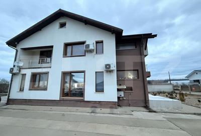 Casă cu 5 camere cu Teren 1025 Mp în Central - 12