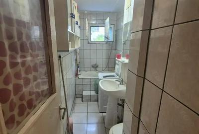 Vand apartament 2 camere Micro 1 etajul 1 - 6