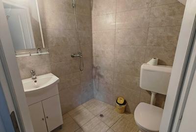 Casă cu 4 camere cu Teren 20 Mp în Central - 3