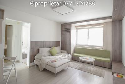 Apartament cu 2 camere semidecomandat în P-ța Victoriei