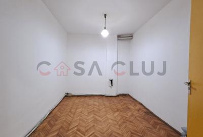 Casă calcan, Curte,  grădină, Iris!! - 6