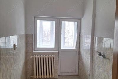 Apartament cu 2 camere semidecomandat în Central - 3