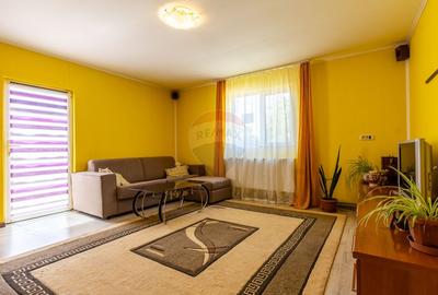 Proprietate versatila cu casa, doua hale si teren generos - 3
