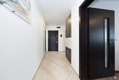 Apartament cu 2 camere decomandat, mobilat în Tractorul - 16