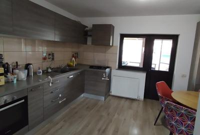 Casă cu 4 camere în Valea Adâncă - 1