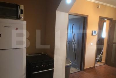 De vanzare , casa cu teren intravilan 3000mp , zona Ciuperceni - 4