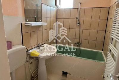 Apartament cu 3 camere semidecomandat în Hunedoara - 4