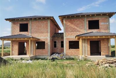 Duplex despartit prin camera tehnica - langa asfalt - compartimentare excelenta - 2