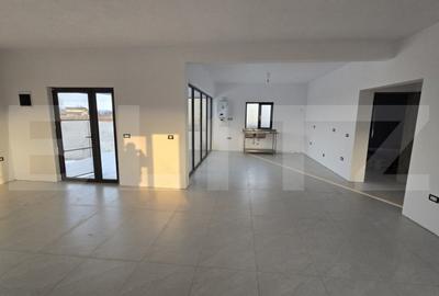 Casă cu 3 camere cu Teren 200 Mp în Central - 3
