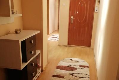 Apartament cu 3 camere decomandat în Central - 4
