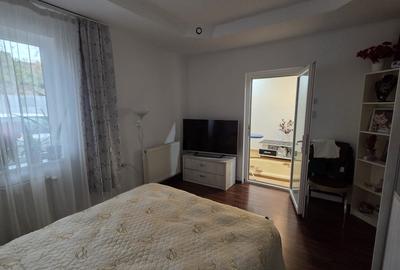 Casa  singur curte-cartier Rahova - 3