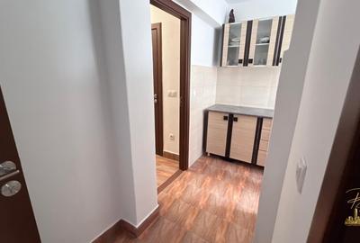 Apartament cu 3 camere de inchiriat in zona Piata 1 Decembrie - Oradea - 13